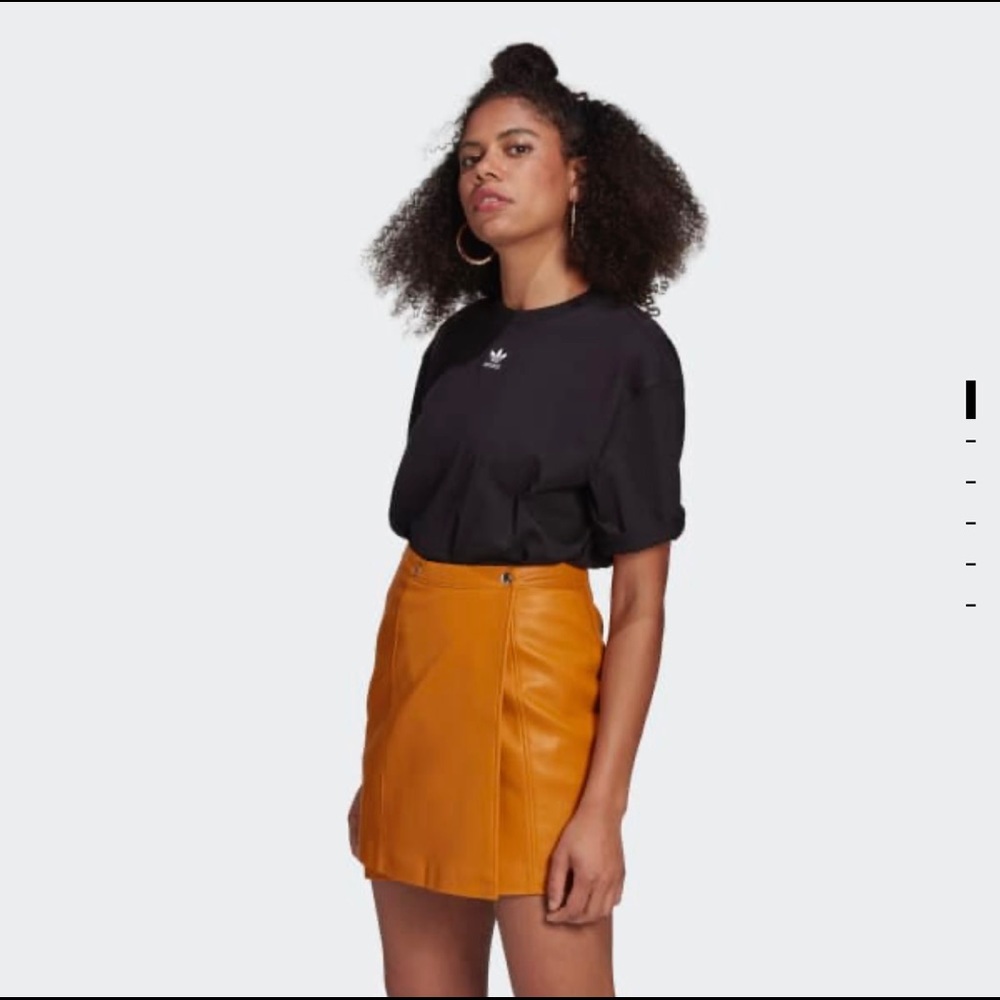 Adidas black oversized tshirt